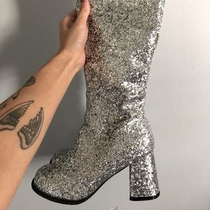 Sparkly GoGo Boots ✨